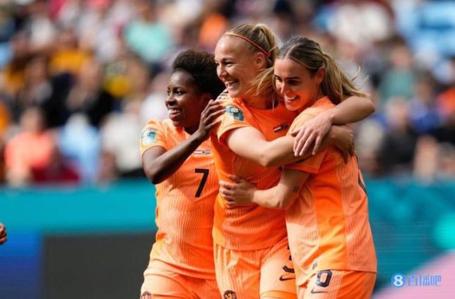 女足对荷兰奥运女足最新战况